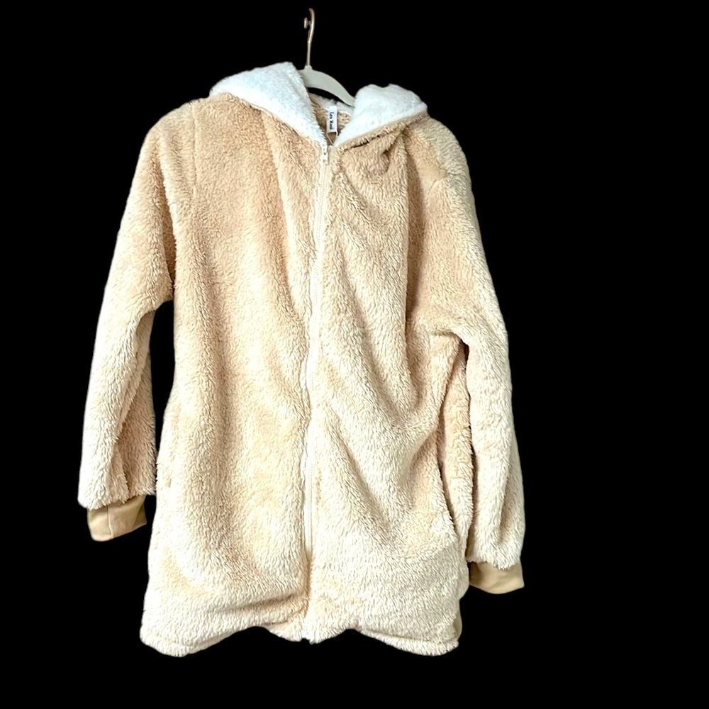 size XL Leo Rosi cream color zip up teddy bear jacket